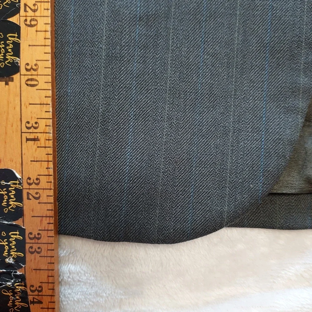 Stafford Traveler Plus 44 L Gray Pinstripe Wool Blend Two Button Blazer Jacket
